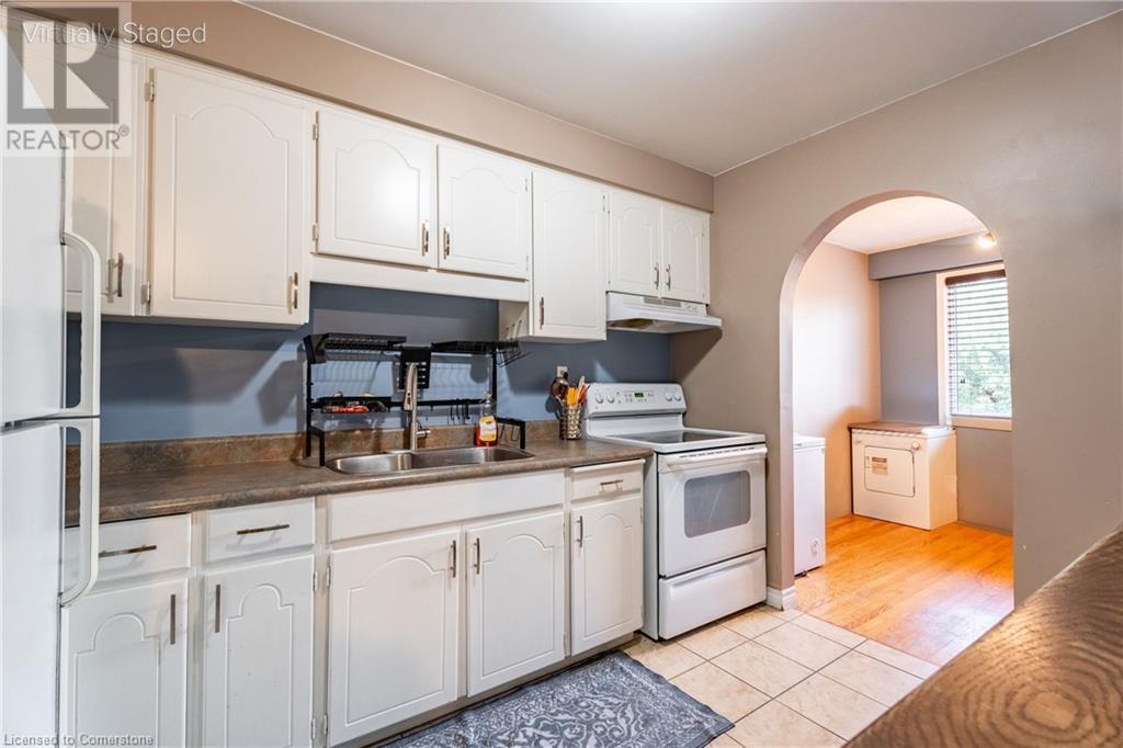 39 Morgan Road, Hamilton, Ontario  L9C 2W3 - Photo 8 - 40682640