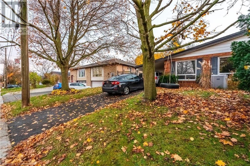 39 Morgan Road, Hamilton, Ontario  L9C 2W3 - Photo 3 - 40682640