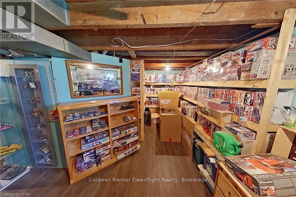 9 William Street, Huron East, Ontario  N0K 1G0 - Photo 22 - X10780890