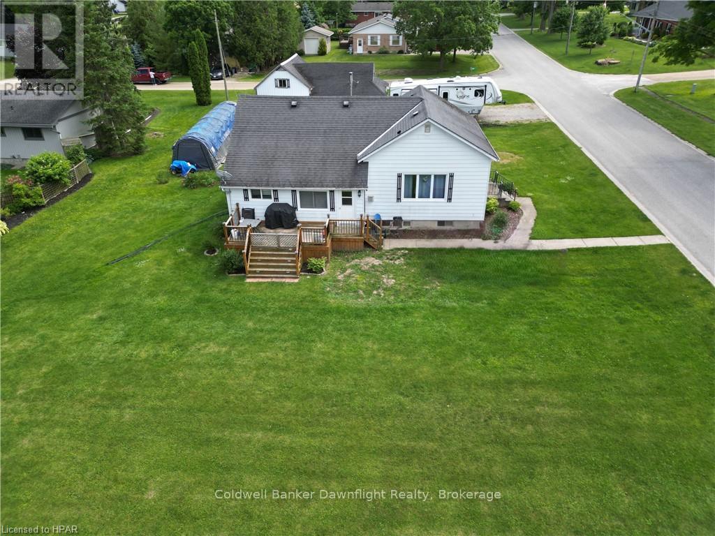 9 William Street, Huron East, Ontario  N0K 1G0 - Photo 5 - X10780890