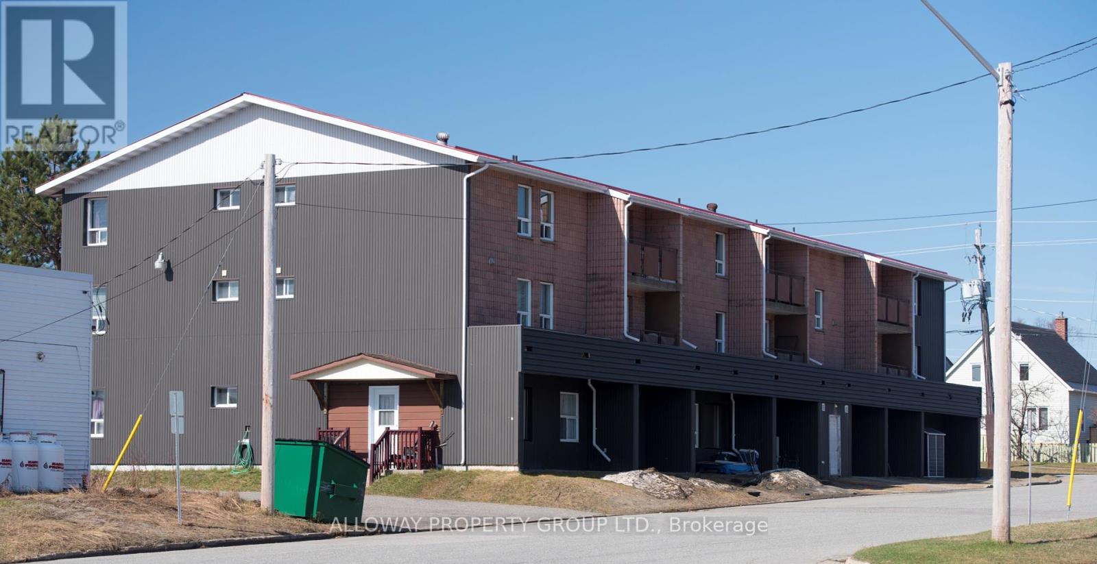 6 Algoma Street, Wawa, Ontario  P0S 1K0 - Photo 2 - X11883220