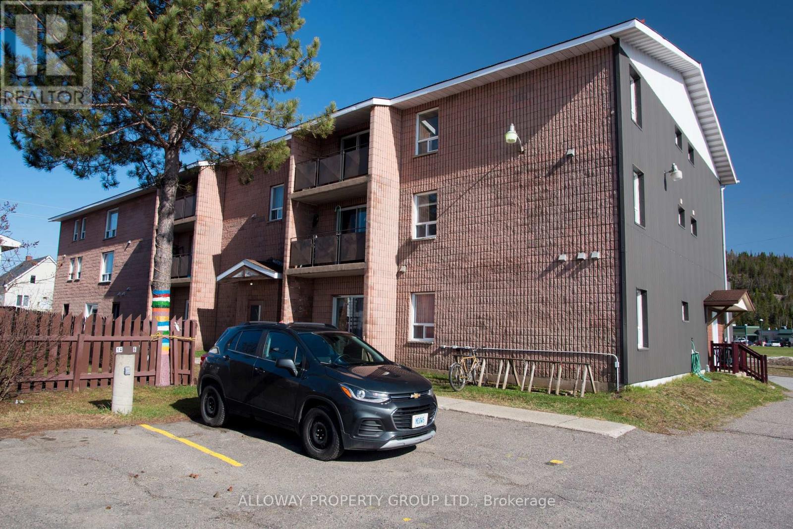 6 Algoma Street, Wawa, Ontario  P0S 1K0 - Photo 4 - X11883220