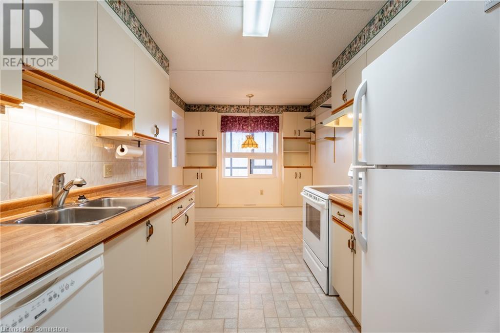11 Mill Pond Court Unit# 604Simcoe, Ontario  N3Y 5J5 - Photo 10 - 40683339