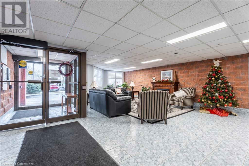 11 Mill Pond Court Unit# 604Simcoe, Ontario  N3Y 5J5 - Photo 4 - 40683339