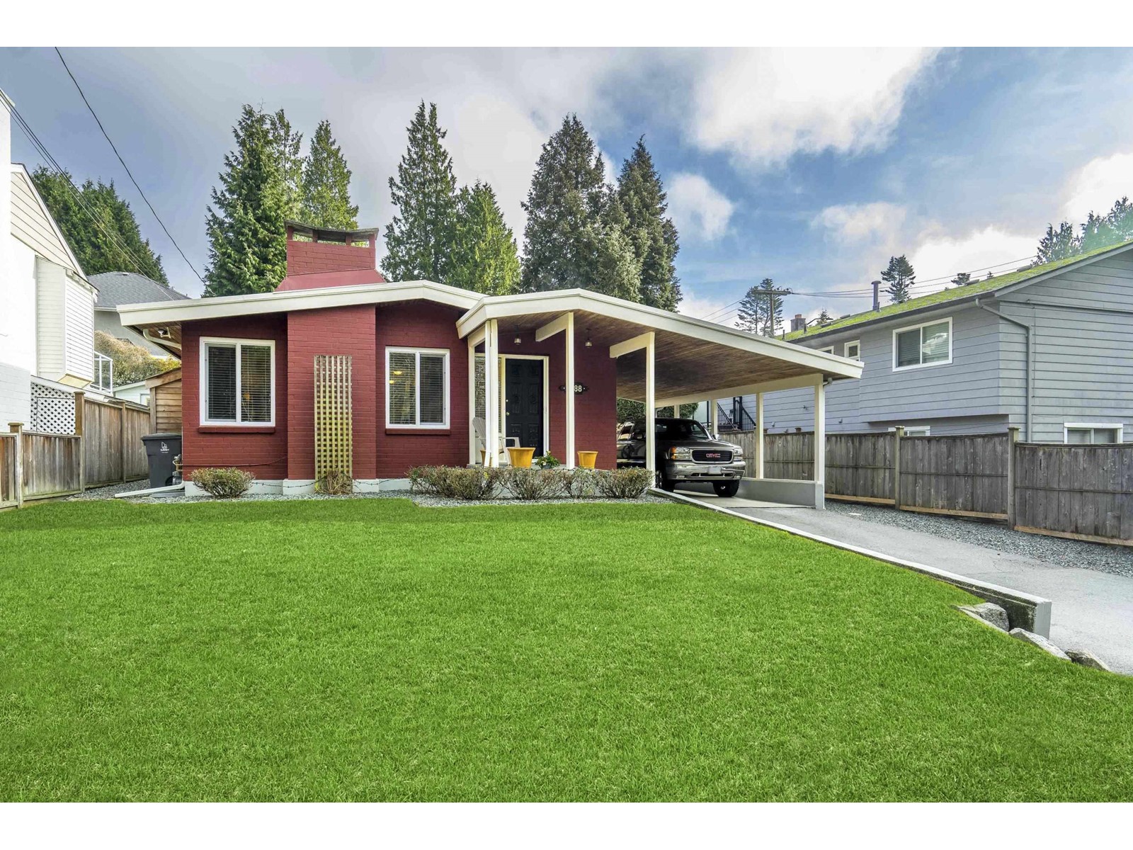 1388 128 STREET, surrey, British Columbia