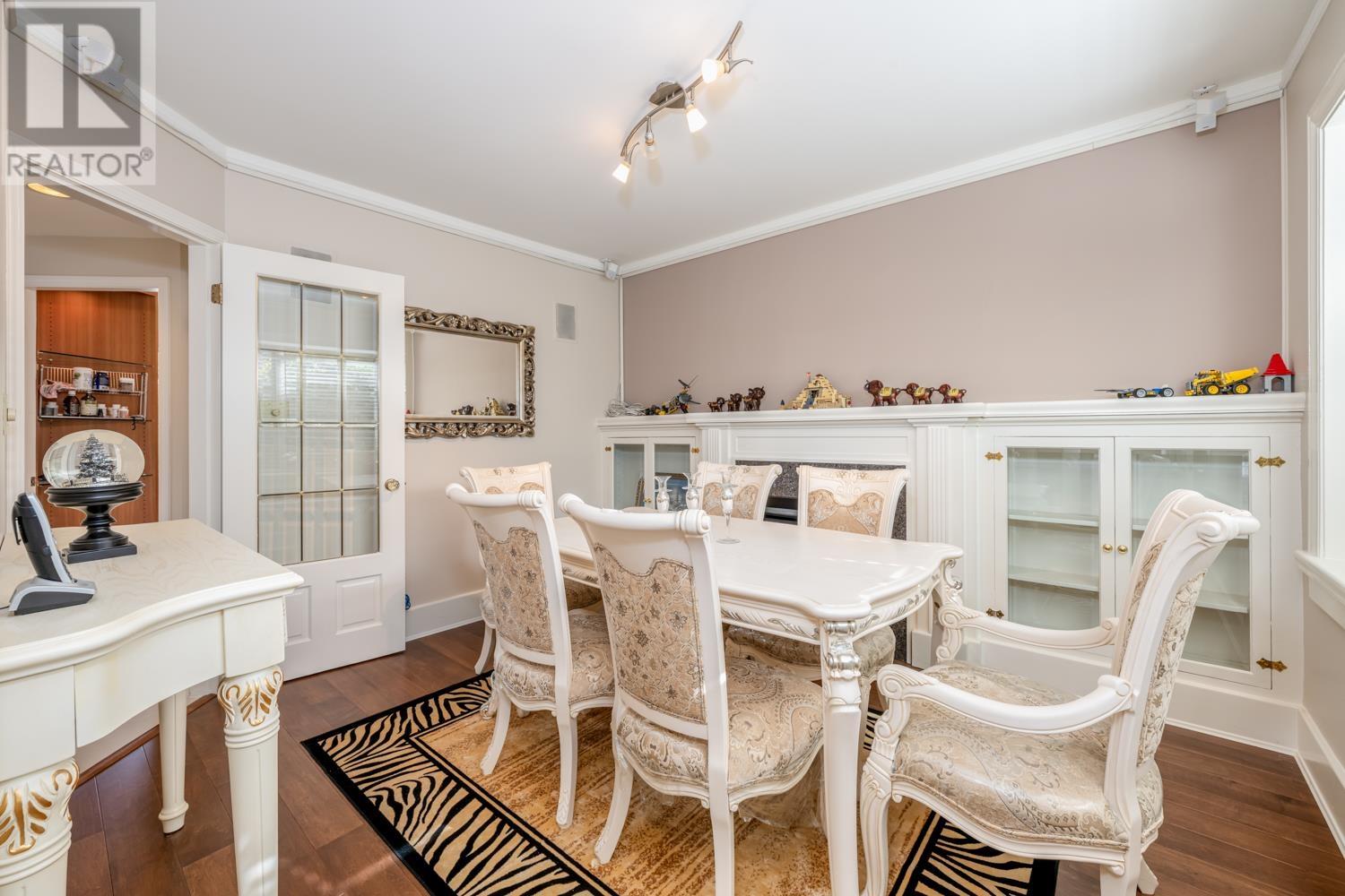 Listing Picture 27 of 37 : 4389 LOCARNO CRESCENT, Vancouver / 溫哥華 - 魯藝地產 Yvonne Lu Group - MLS Medallion Club Member