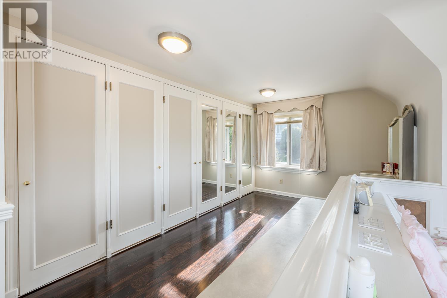 Listing Picture 7 of 37 : 4389 LOCARNO CRESCENT, Vancouver / 溫哥華 - 魯藝地產 Yvonne Lu Group - MLS Medallion Club Member