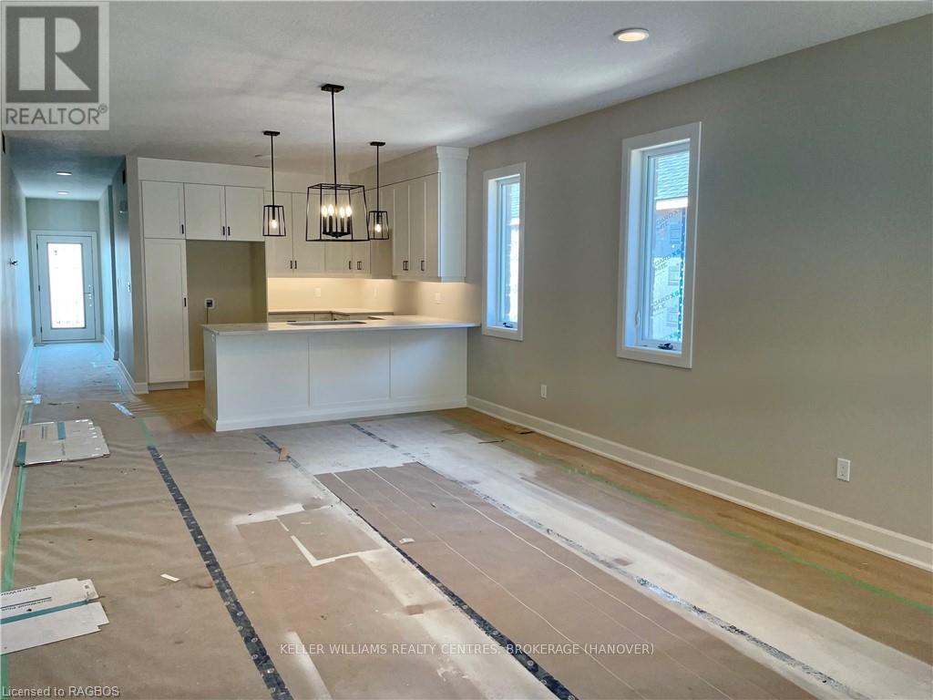 805 22nd, Hanover, Ontario  N4N 0C5 - Photo 4 - X10846150