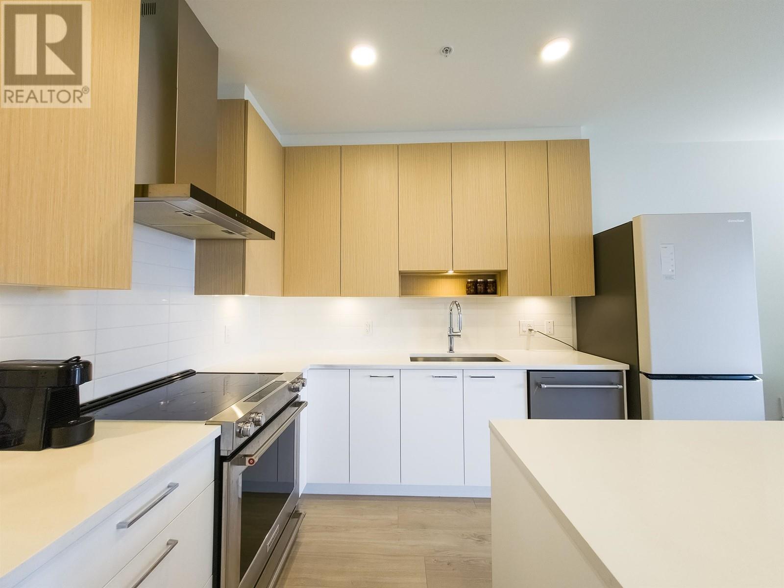 Listing Picture 7 of 19 : 514 7599 15TH STREET, Burnaby / 本拿比 - 魯藝地產 Yvonne Lu Group - MLS Medallion Club Member