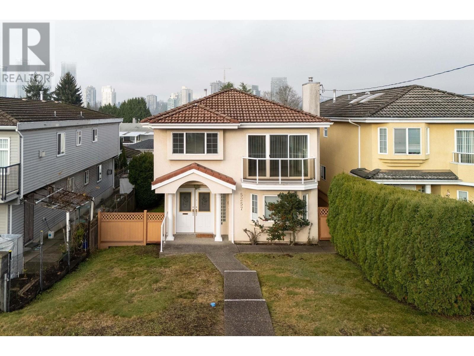 5257 NORFOLK STREET, burnaby, British Columbia