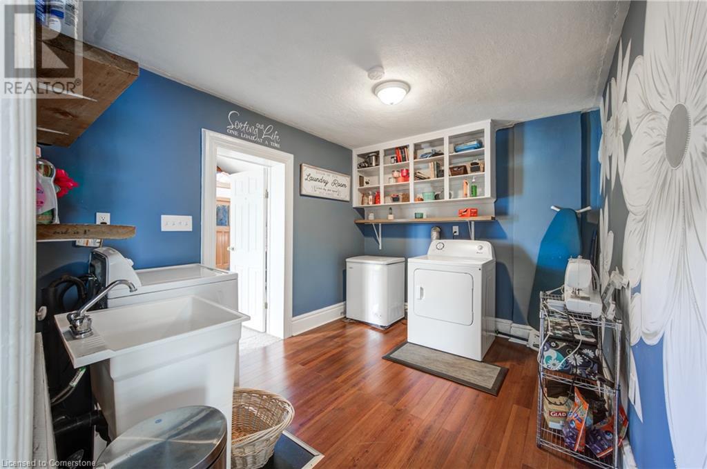58 Shakespeare Street, Stratford, Ontario  N5A 3W3 - Photo 29 - 40674826