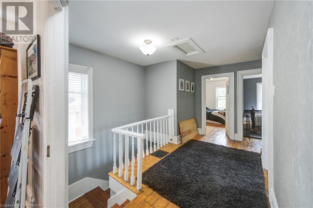 58 Shakespeare Street, Stratford, Ontario  N5A 3W3 - Photo 26 - 40674826