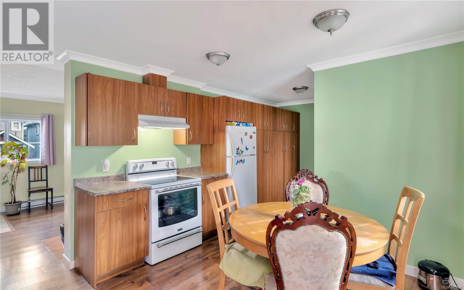 2074 Dover St, Sooke, British Columbia  V9Z 0Z1 - Photo 3 - 981340