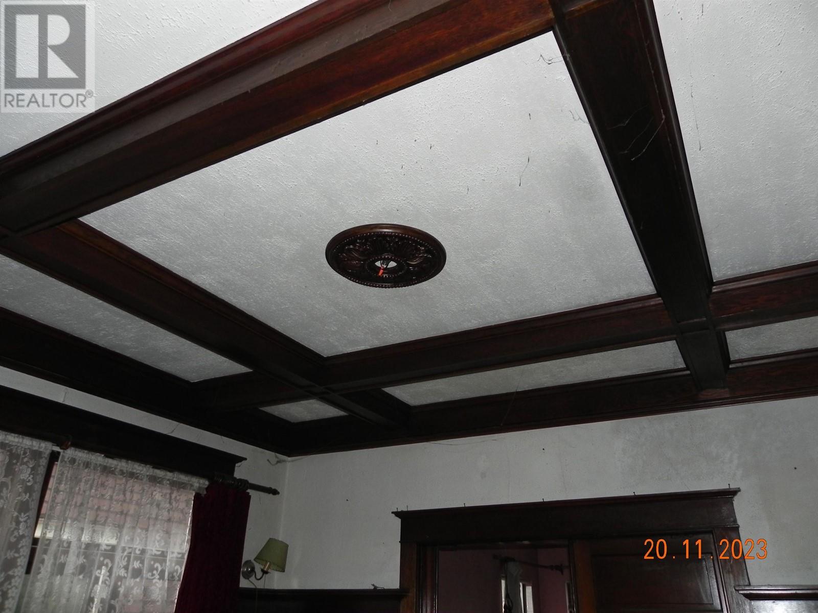 Listing Picture 5 of 36 : 448 E 12TH AVENUE, Vancouver / 溫哥華 - 魯藝地產 Yvonne Lu Group - MLS Medallion Club Member