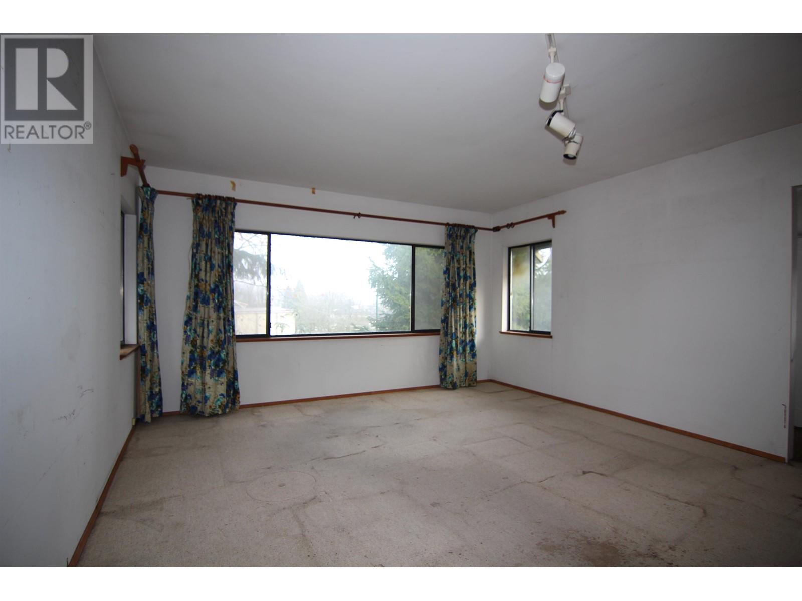 Listing Picture 26 of 36 : 448 E 12TH AVENUE, Vancouver / 溫哥華 - 魯藝地產 Yvonne Lu Group - MLS Medallion Club Member