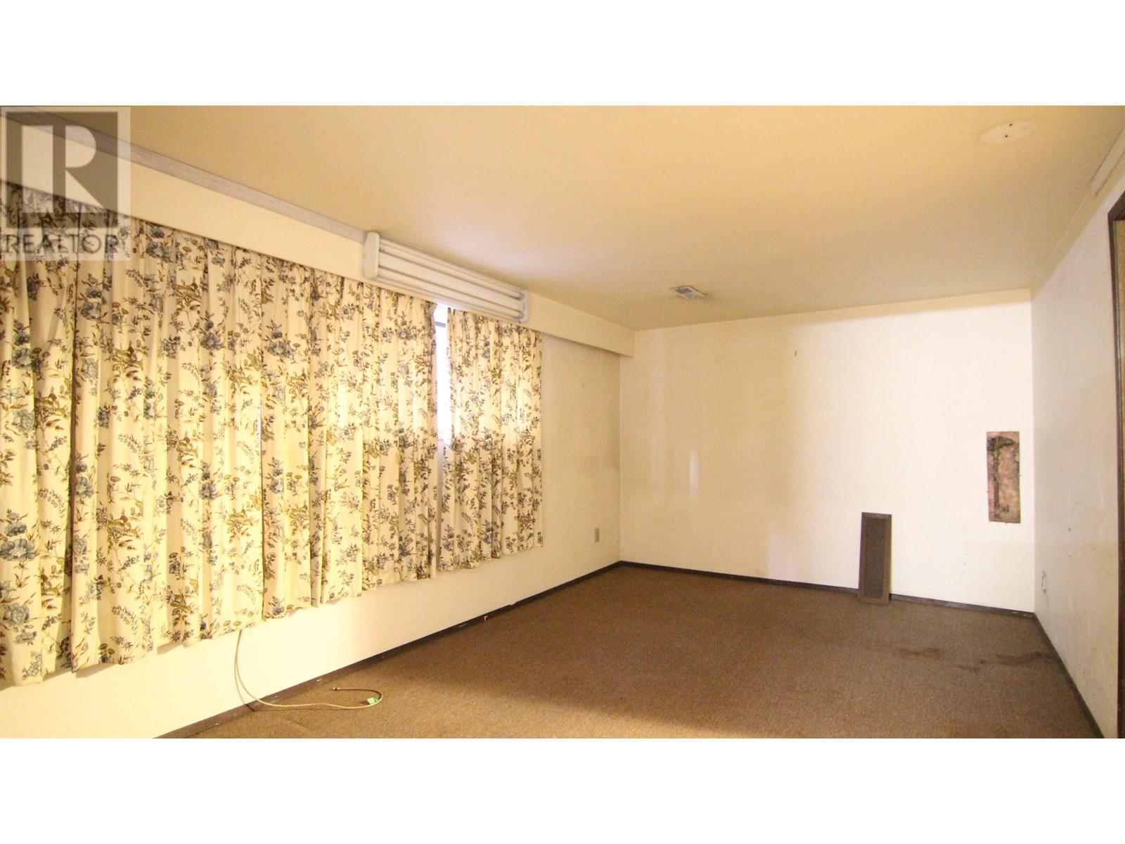 Listing Picture 27 of 36 : 448 E 12TH AVENUE, Vancouver / 溫哥華 - 魯藝地產 Yvonne Lu Group - MLS Medallion Club Member