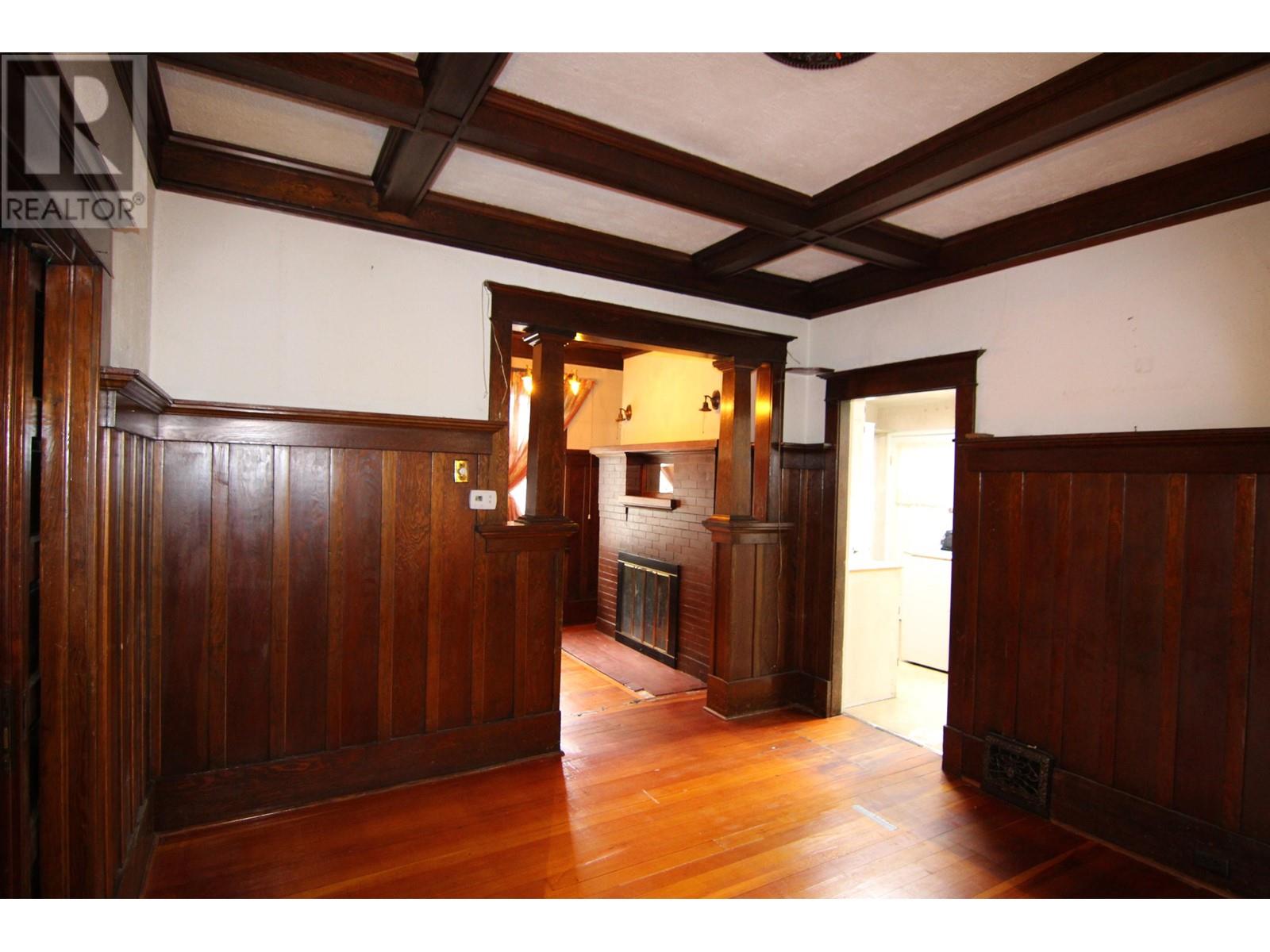 Listing Picture 21 of 36 : 448 E 12TH AVENUE, Vancouver / 溫哥華 - 魯藝地產 Yvonne Lu Group - MLS Medallion Club Member