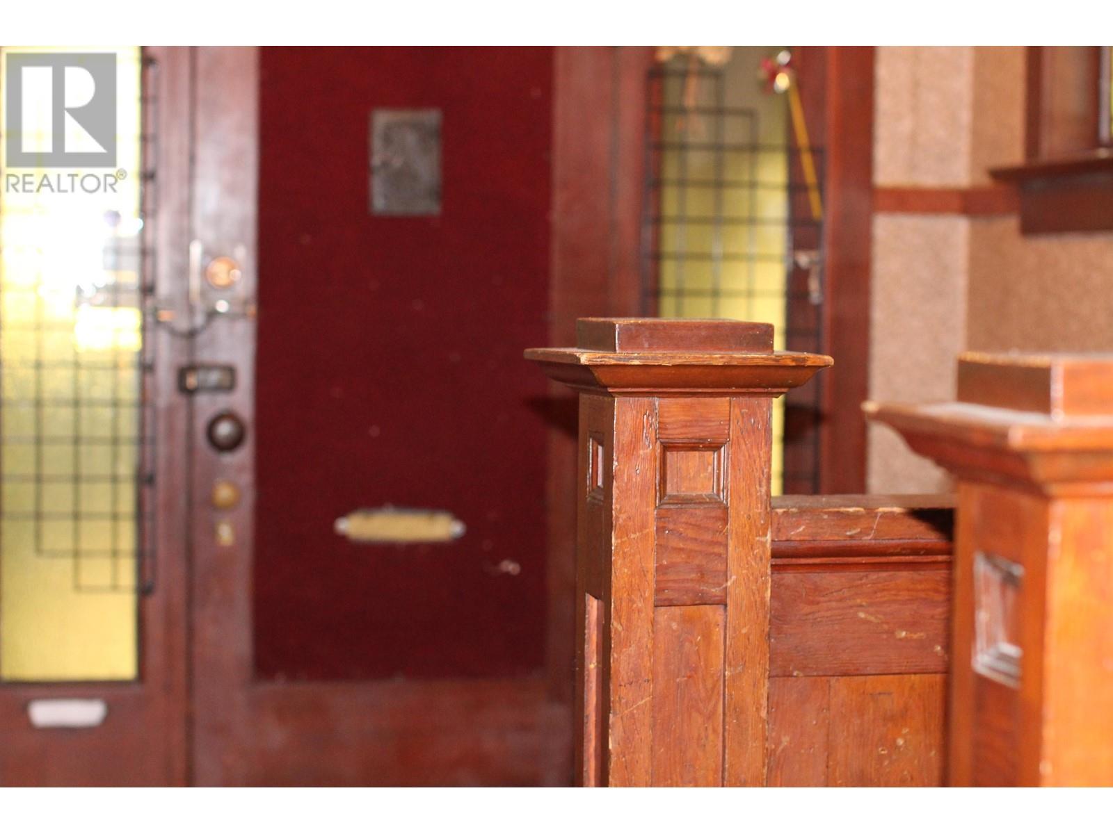 Listing Picture 12 of 36 : 448 E 12TH AVENUE, Vancouver / 溫哥華 - 魯藝地產 Yvonne Lu Group - MLS Medallion Club Member