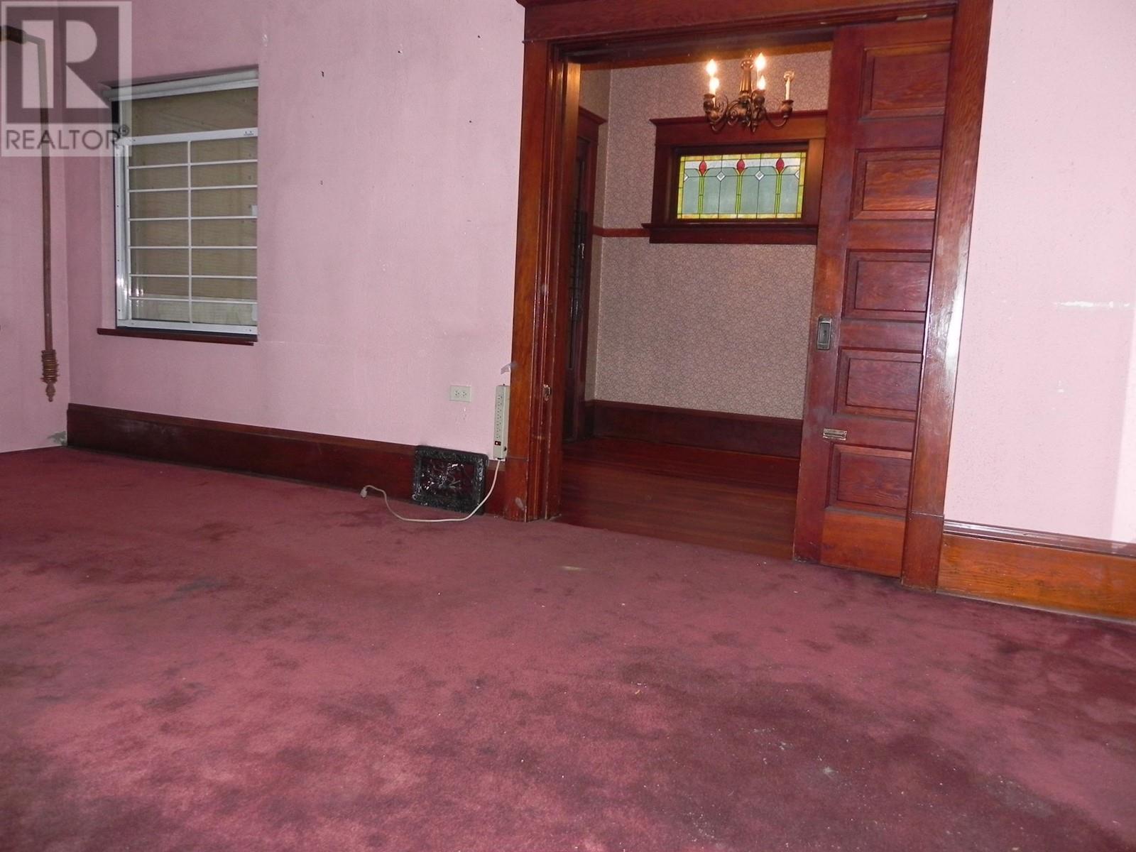 Listing Picture 17 of 36 : 448 E 12TH AVENUE, Vancouver / 溫哥華 - 魯藝地產 Yvonne Lu Group - MLS Medallion Club Member