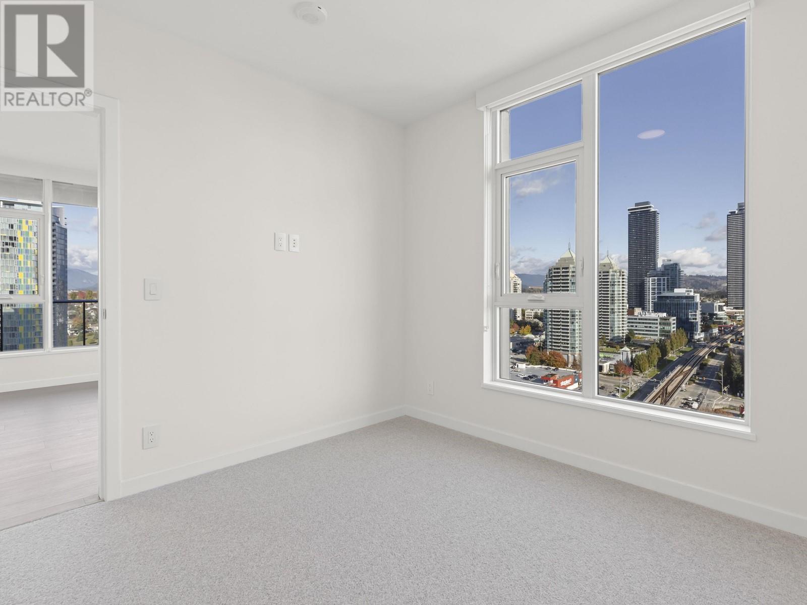 Listing Picture 15 of 33 : 2107 4168 LOUGHEED HIGHWAY, Burnaby / 本拿比 - 魯藝地產 Yvonne Lu Group - MLS Medallion Club Member