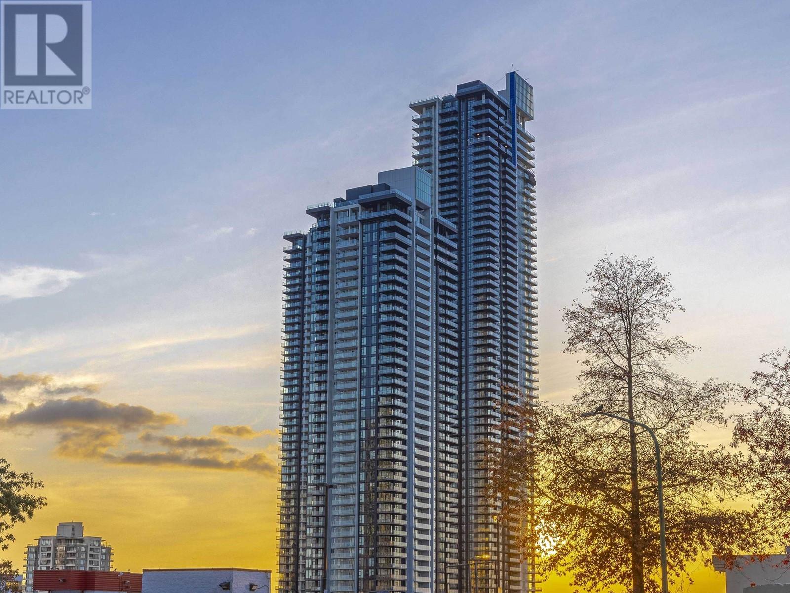 Listing Picture 25 of 33 : 2107 4168 LOUGHEED HIGHWAY, Burnaby / 本拿比 - 魯藝地產 Yvonne Lu Group - MLS Medallion Club Member