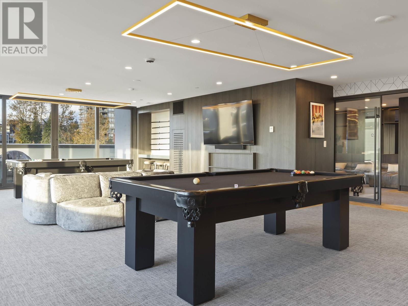 Listing Picture 31 of 33 : 2107 4168 LOUGHEED HIGHWAY, Burnaby / 本拿比 - 魯藝地產 Yvonne Lu Group - MLS Medallion Club Member