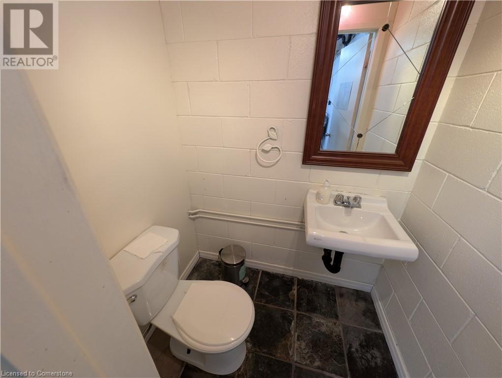 33 Elm Street, Grimsby, Ontario  L3M 3G5 - Photo 13 - 40683732