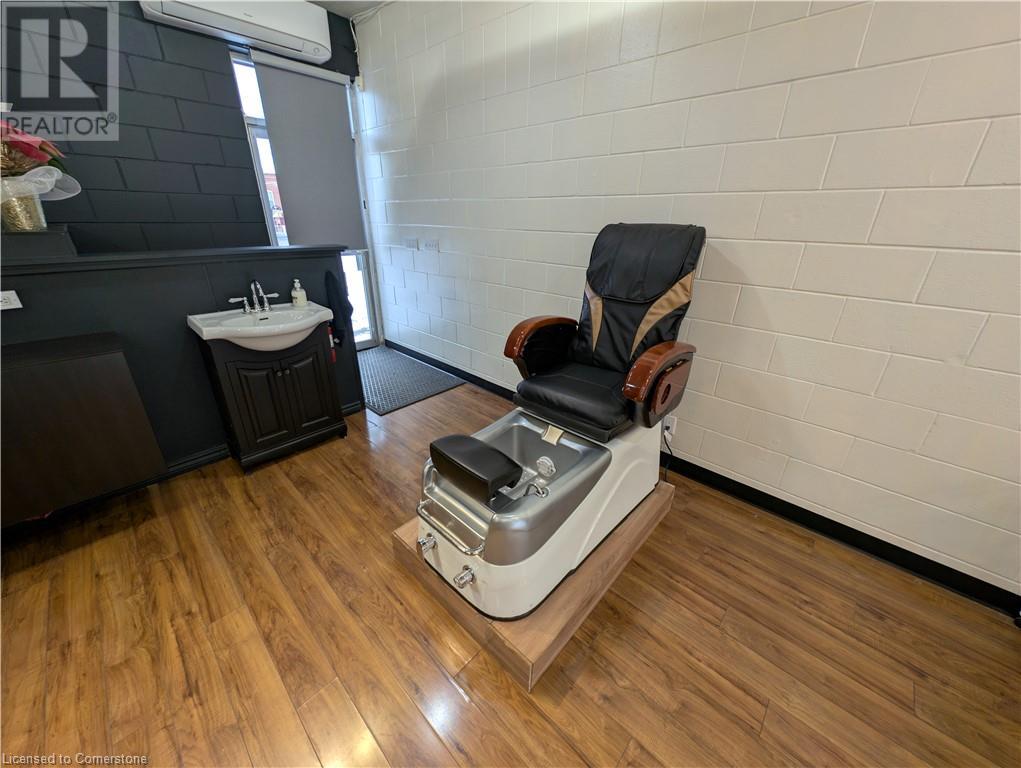 33 Elm Street, Grimsby, Ontario  L3M 3G5 - Photo 7 - 40683732