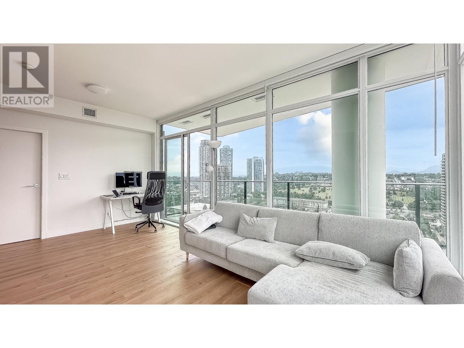 Listing Picture 7 of 31 : 2206 2181 MADISON AVENUE, Burnaby / 本拿比 - 魯藝地產 Yvonne Lu Group - MLS Medallion Club Member