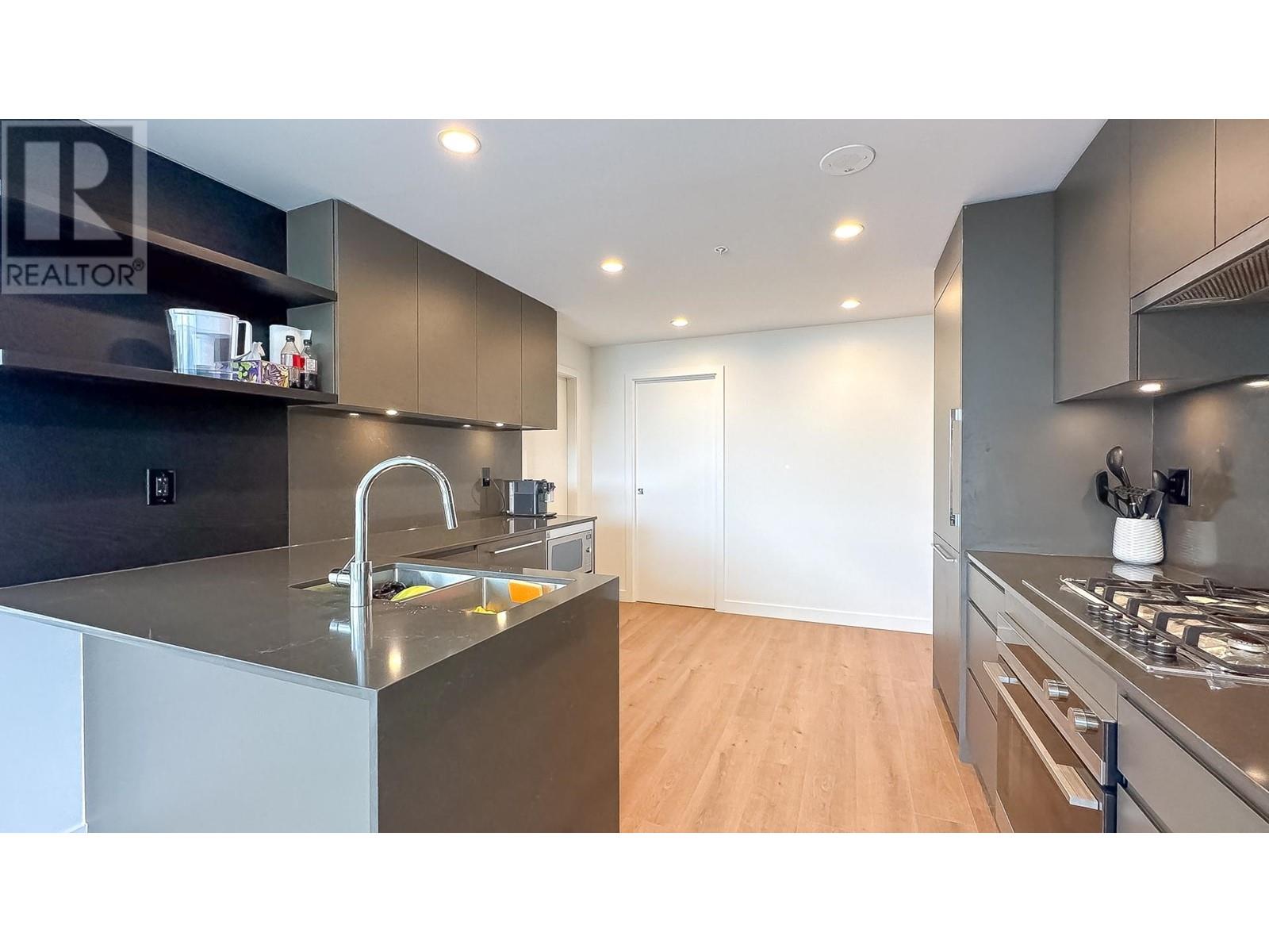 Listing Picture 9 of 31 : 2206 2181 MADISON AVENUE, Burnaby / 本拿比 - 魯藝地產 Yvonne Lu Group - MLS Medallion Club Member