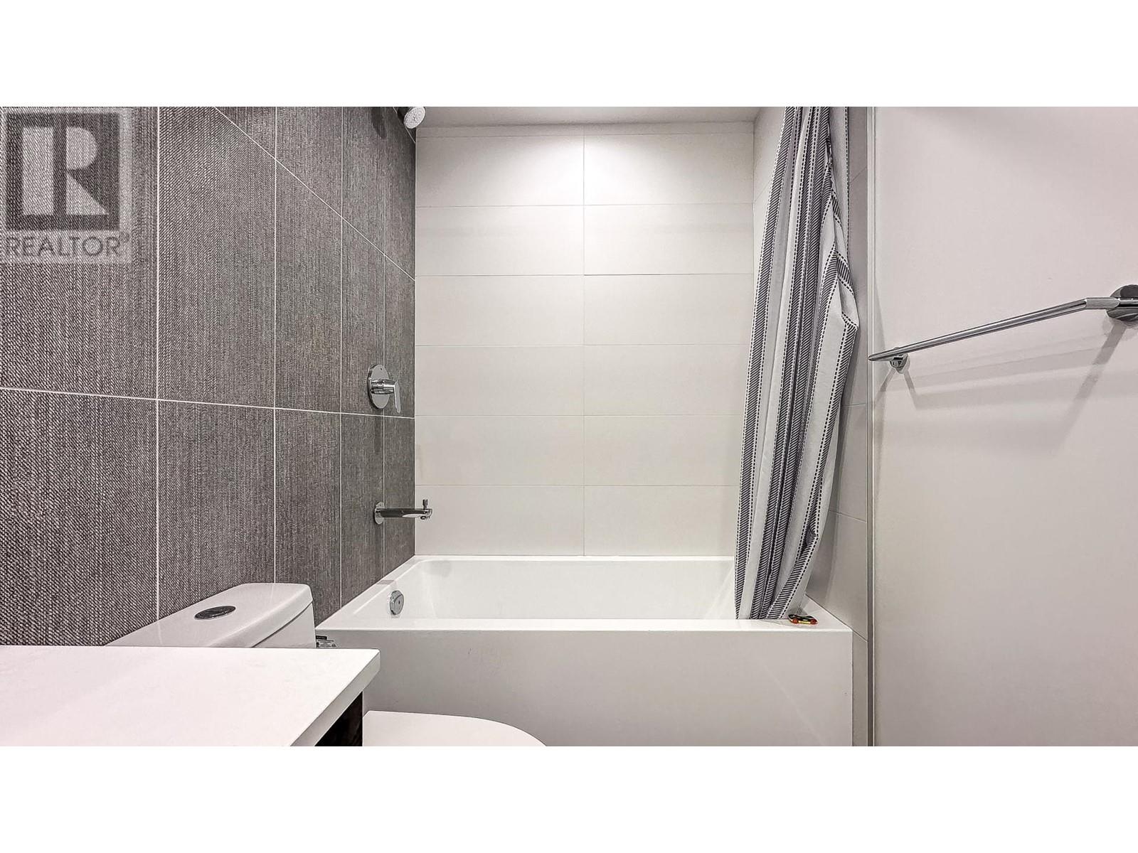 Listing Picture 21 of 31 : 2206 2181 MADISON AVENUE, Burnaby / 本拿比 - 魯藝地產 Yvonne Lu Group - MLS Medallion Club Member