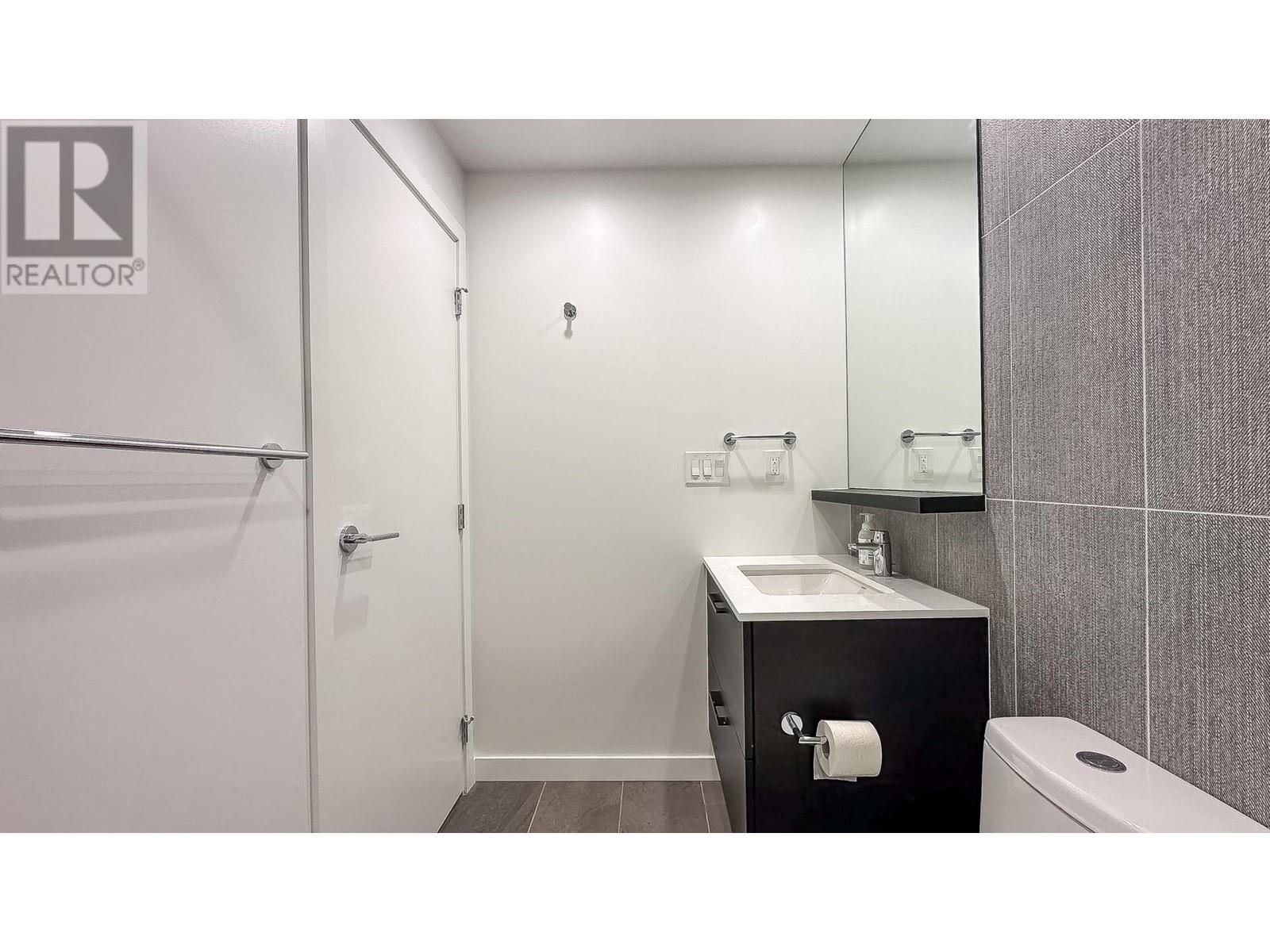 Listing Picture 22 of 31 : 2206 2181 MADISON AVENUE, Burnaby / 本拿比 - 魯藝地產 Yvonne Lu Group - MLS Medallion Club Member