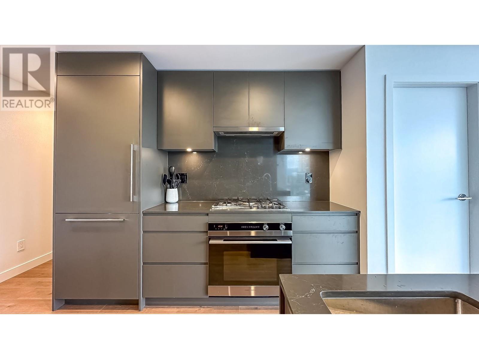 Listing Picture 10 of 31 : 2206 2181 MADISON AVENUE, Burnaby / 本拿比 - 魯藝地產 Yvonne Lu Group - MLS Medallion Club Member