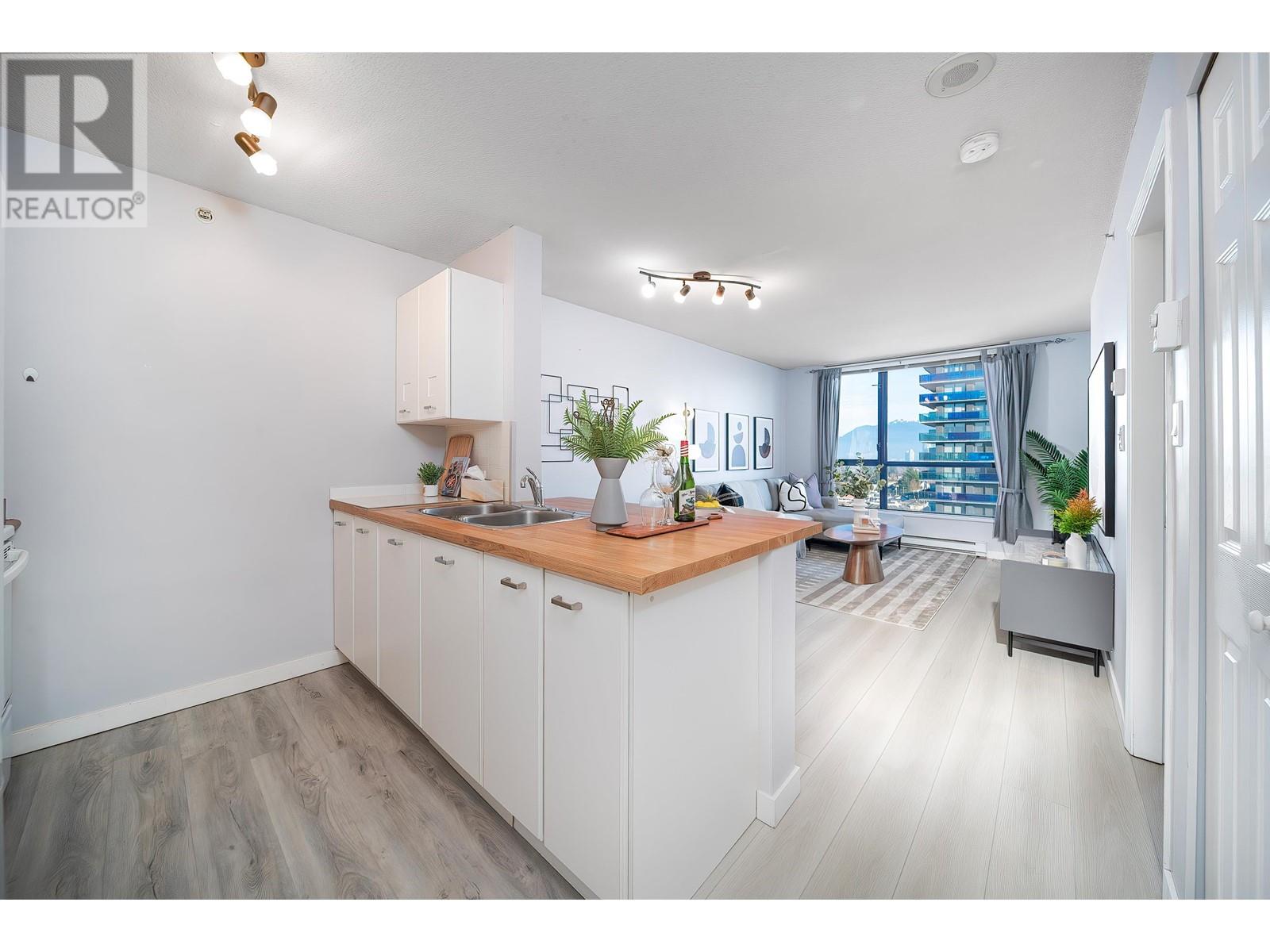 1606 3438 Vanness Avenue, Vancouver, British Columbia V5R 6E7 - Photo 7 - R2949013