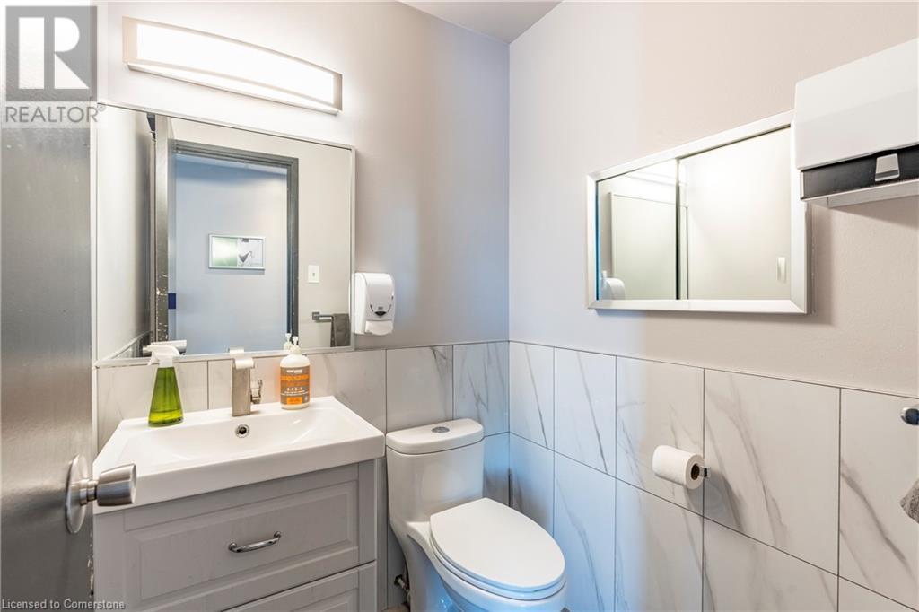 155 Ardelt Avenue Unit# 2nd Floor, Kitchener, Ontario  N2C 2E1 - Photo 18 - 40681685