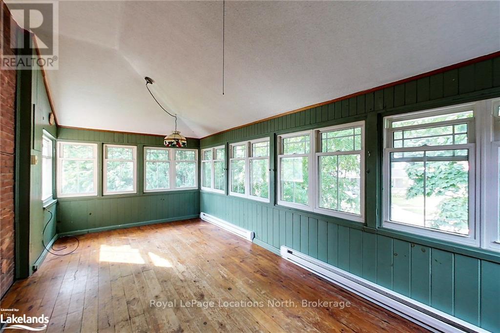 Upper - 124 Sykes Street S, Meaford, Ontario  N4L 1E4 - Photo 7 - X11883591