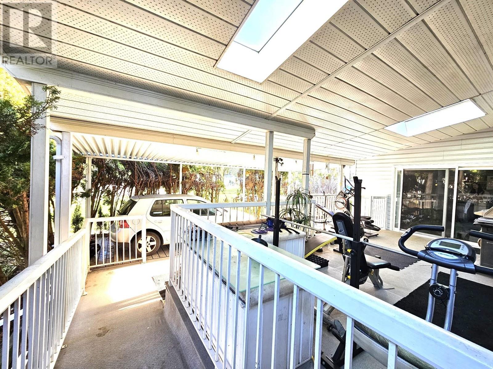 310 201 Cayer Street, Coquitlam, British Columbia  V3K 5A9 - Photo 24 - R2948173