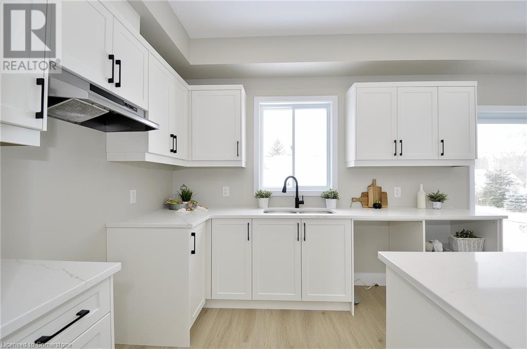 40 Albert Street, Cambridge, Ontario  N1R 3M8 - Photo 14 - 40683759