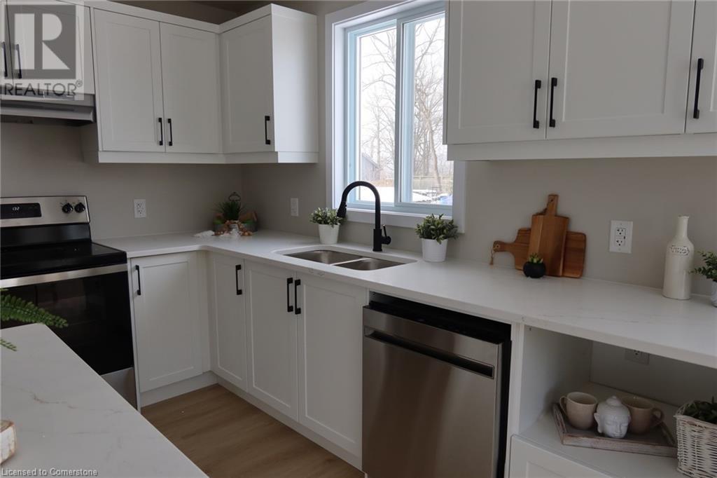 40 Albert Street, Cambridge, Ontario  N1R 3M8 - Photo 9 - 40683759