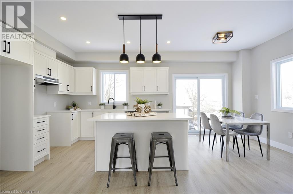 38 Albert Street, Cambridge, Ontario  N1R 3M8 - Photo 5 - 40683758