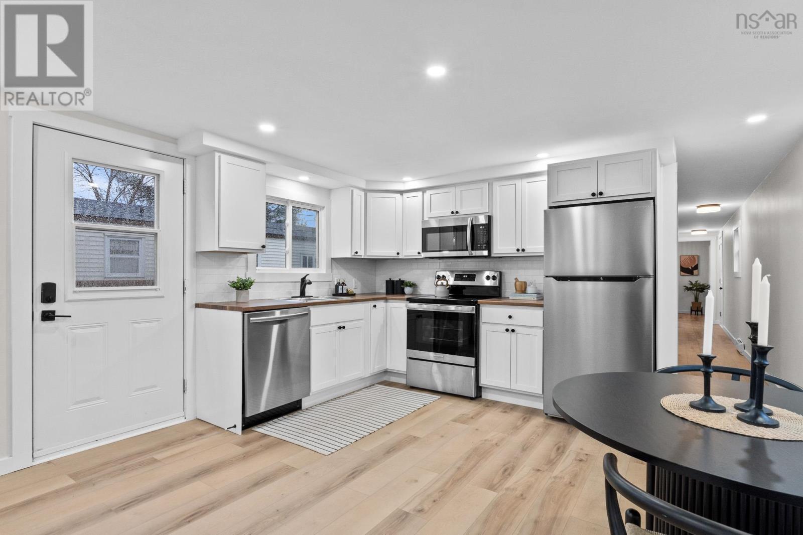 45 Brook Street, Middle Sackville, Nova Scotia  B4E 1C1 - Photo 2 - 202427907