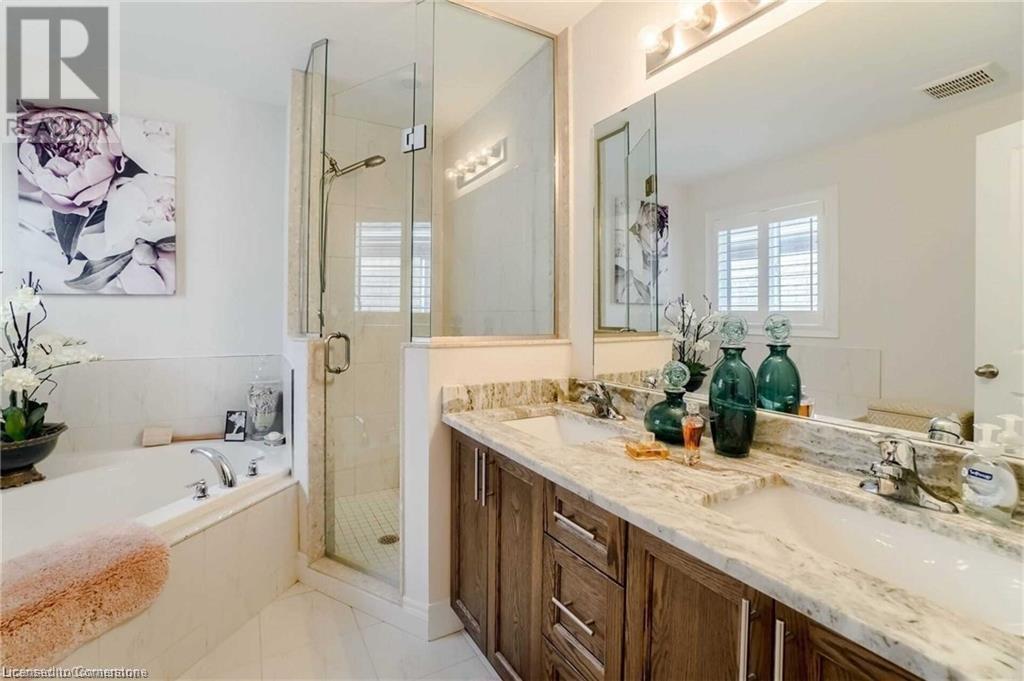 48 Eringate Court Court, Hamilton, Ontario  L8J 0L7 - Photo 10 - 40683585