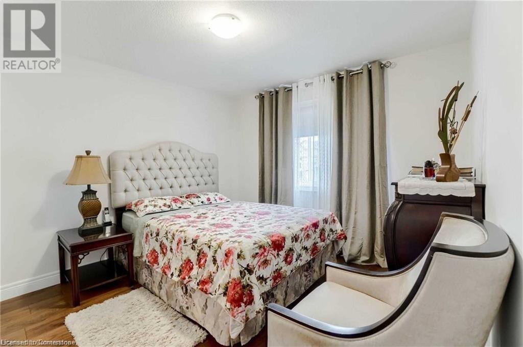 48 Eringate Court Court, Hamilton, Ontario  L8J 0L7 - Photo 6 - 40683585