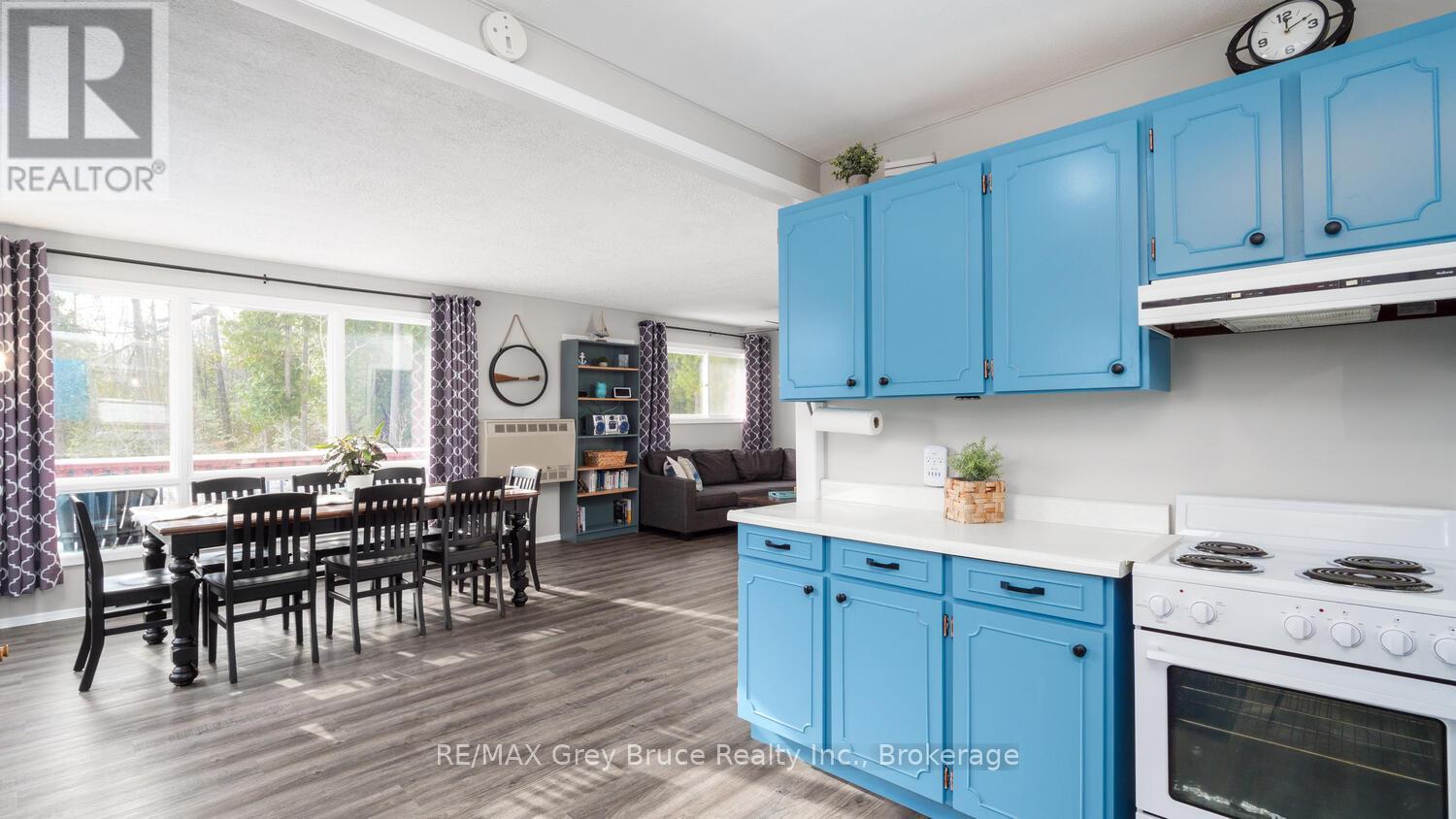 12 Pierce Street S, South Bruce Peninsula, Ontario  N0H 2T0 - Photo 13 - X11883721