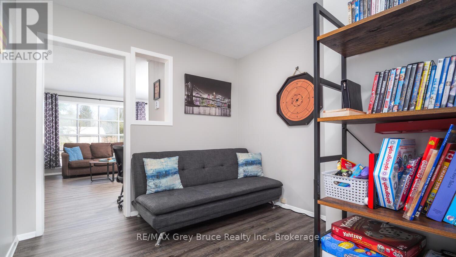 12 Pierce Street S, South Bruce Peninsula, Ontario  N0H 2T0 - Photo 24 - X11883721