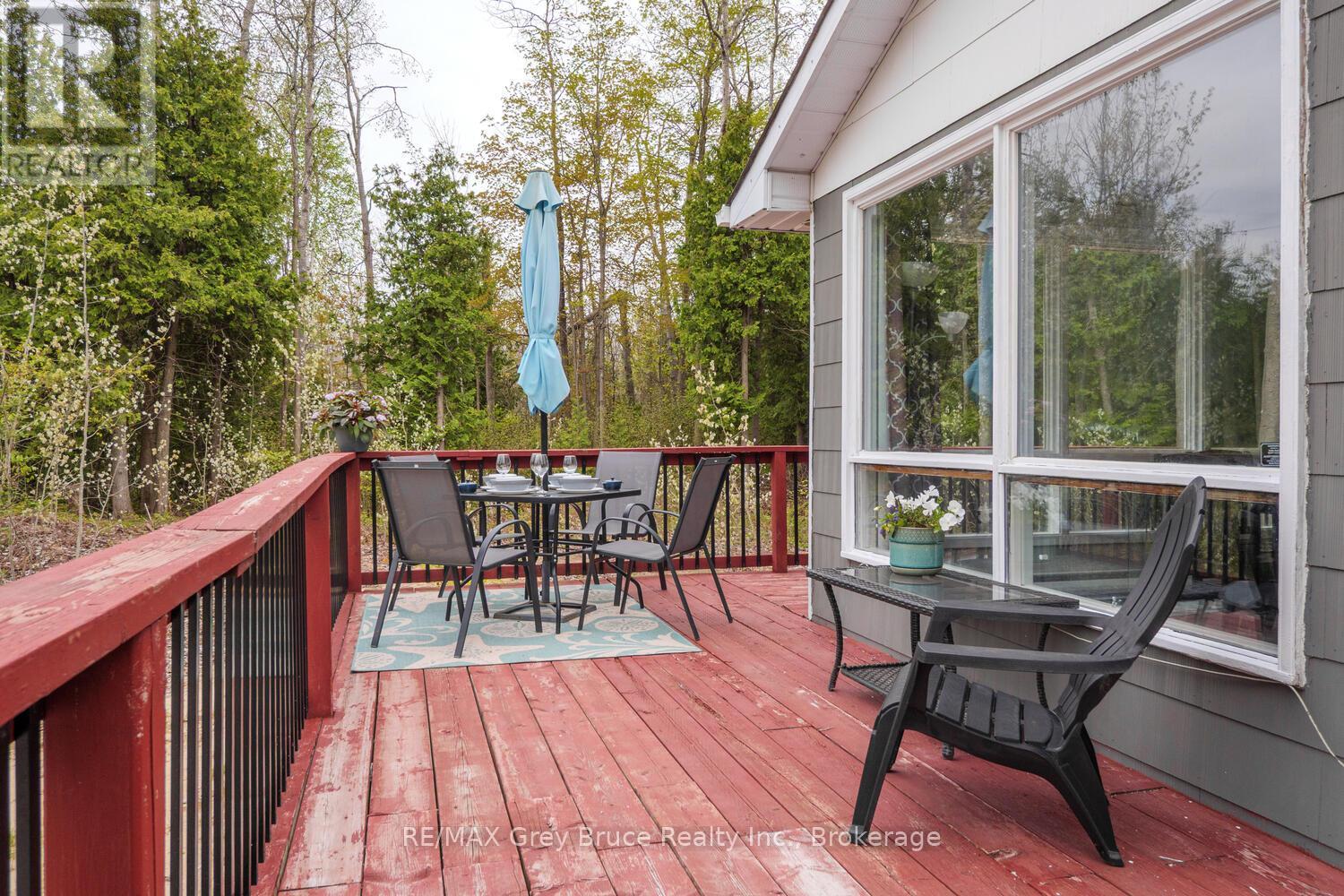 12 Pierce Street S, South Bruce Peninsula, Ontario  N0H 2T0 - Photo 5 - X11883721