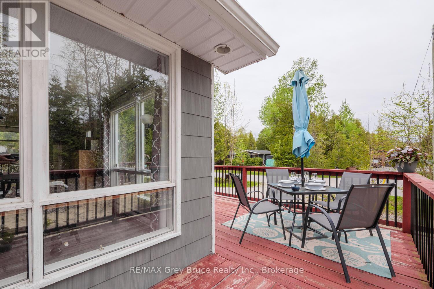 12 Pierce Street S, South Bruce Peninsula, Ontario  N0H 2T0 - Photo 7 - X11883721