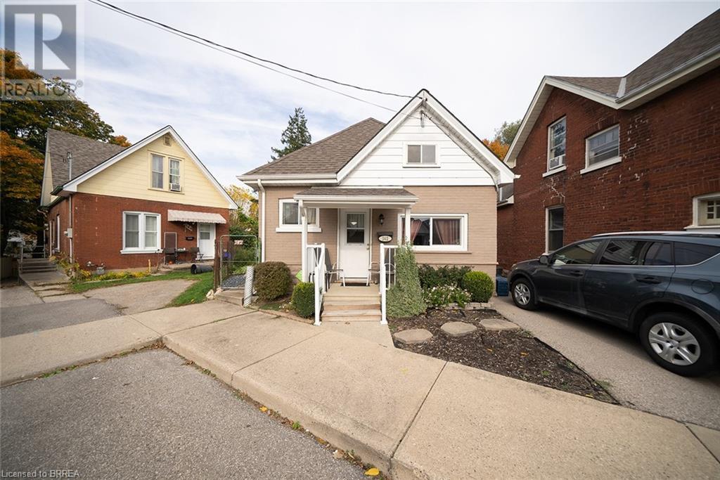 142 Cayuga Street, Brantford, Ontario  N3S 1X6 - Photo 2 - 40683545