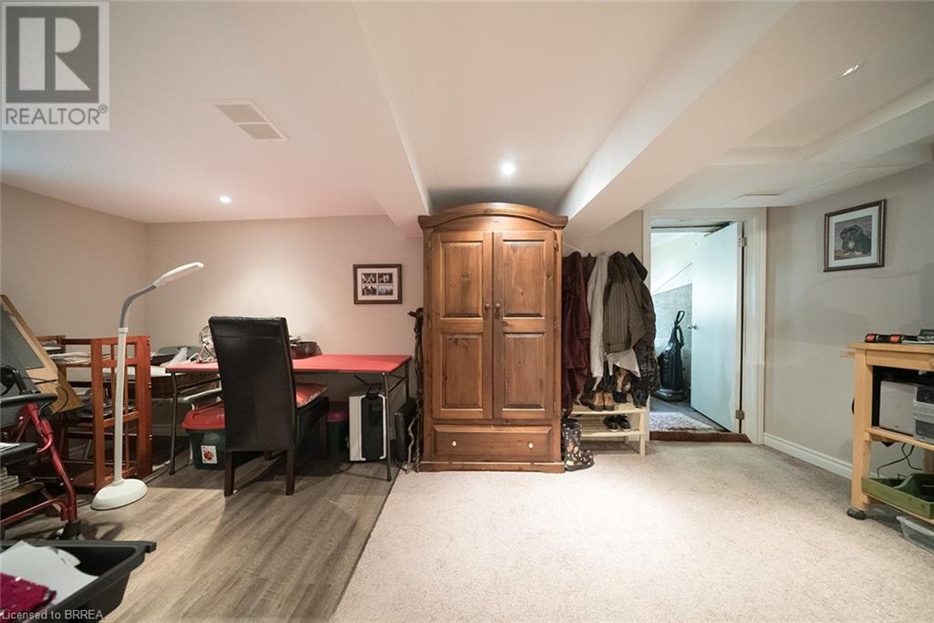 142 Cayuga Street, Brantford, Ontario  N3S 1X6 - Photo 23 - 40683545