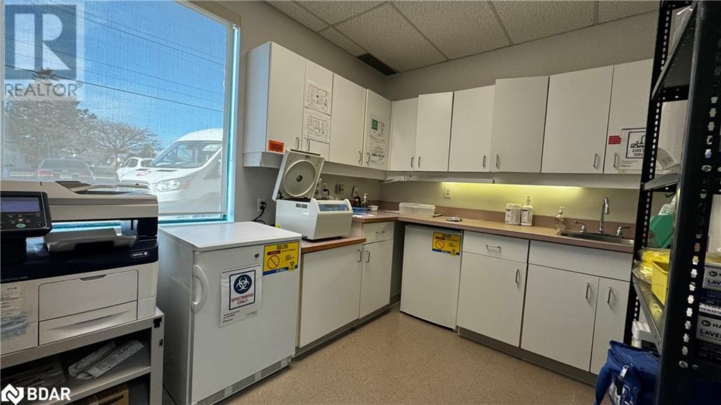 190 Cundles Road E Unit# 104, Barrie, Ontario  L4M 4S5 - Photo 13 - 40679374